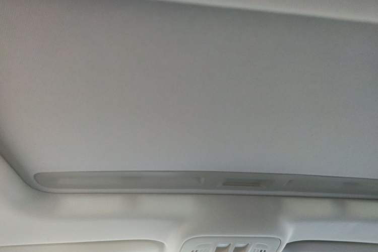 Used Buick Verano 2016 Hatchback 15S Automatic Ambition Model Headliner