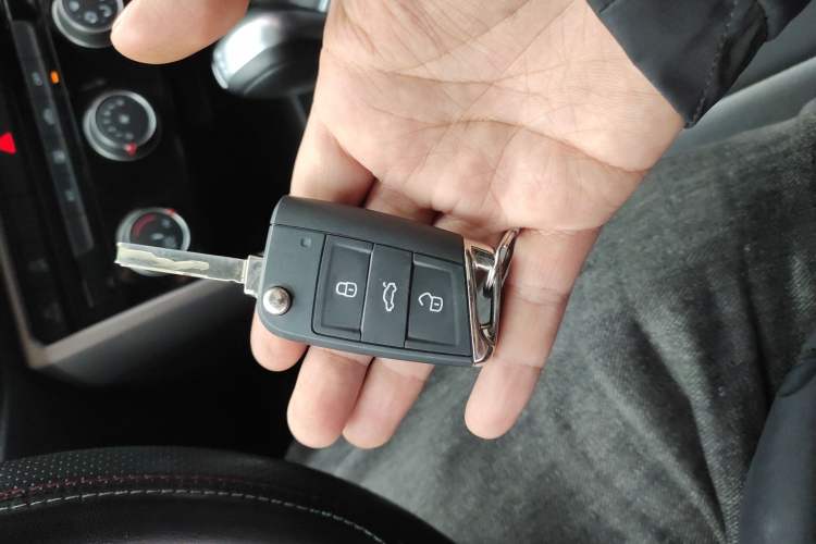 Used Volkswagen T-ROC 2022 280TSI DSG Two-Wheel Drive Elite PLUS