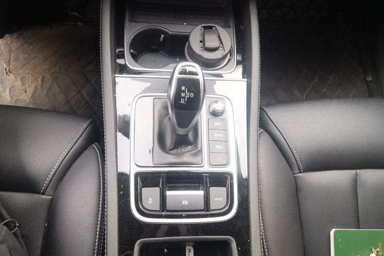 Used BYD Song MAX 2019 1.5T Automatic Smart Connect Prestige Model 6 Seats China VI Standard Gear Lever