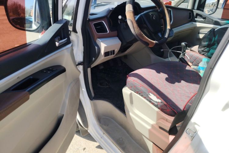 Used FORTHING Lingzhi 2017 M5L 1.6L 7-Seater Standard Model