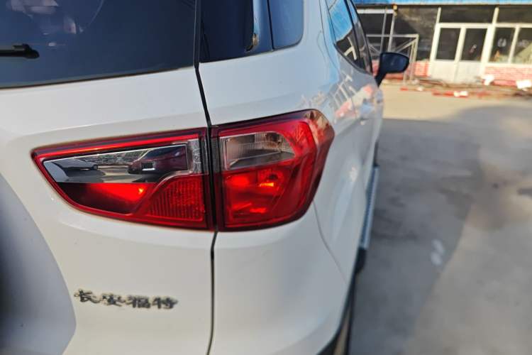 Used Ford EcoSport 2013 1.5L Automatic Fashion Model
