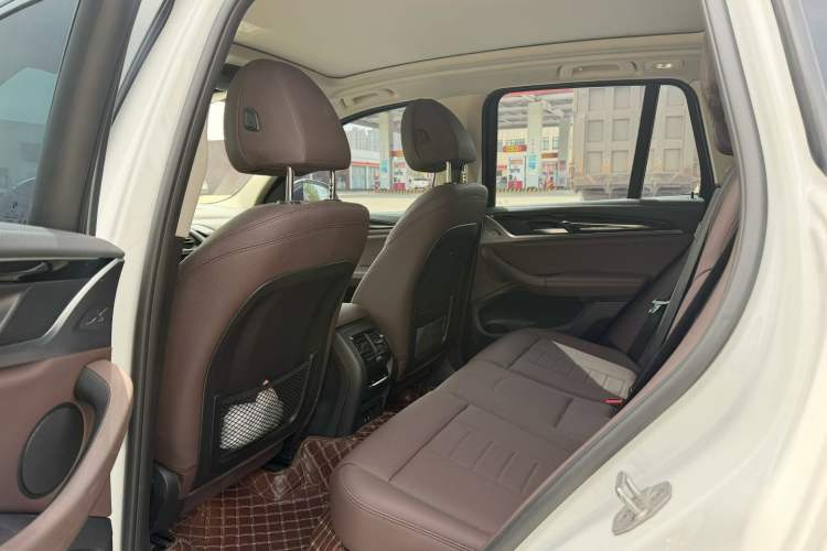 Used BMW X3 2021 xDrive25i M Sport Package Left Rear Seat