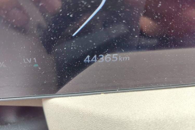 Used Kia EV5 2024 720 Wave Odometer Close Up