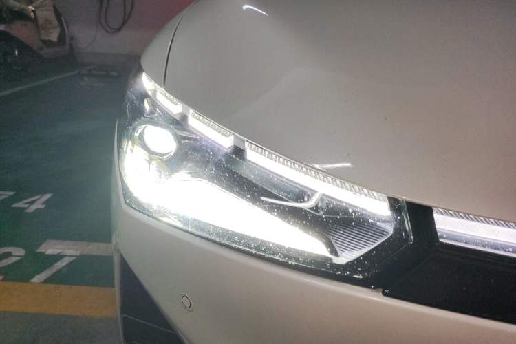 Used XPeng P5 2021 550P Right Front Headlight