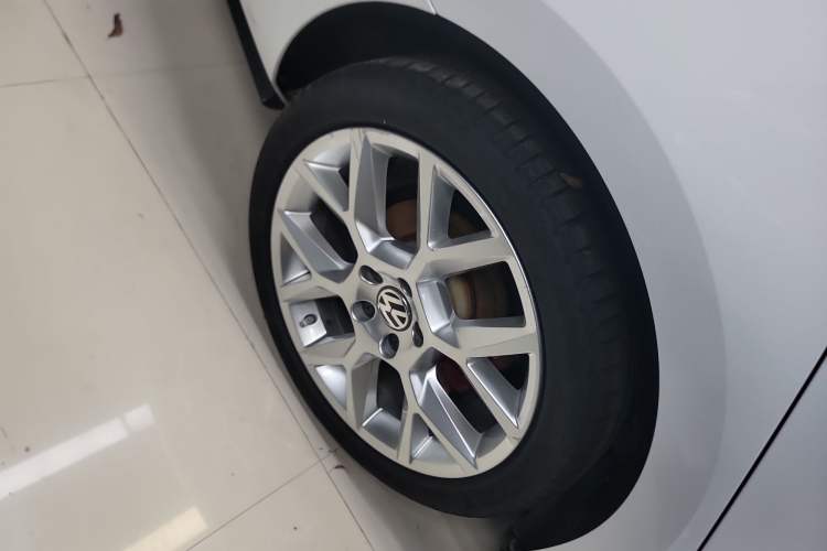 Used Volkswagen Sagitar 2016 2.0 TSI GLI Exterior 8