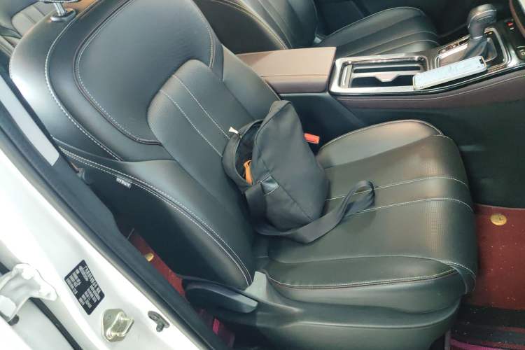 Used GAC Trumpchi M6 2023 PRO 270T DCT Luxury Edition
