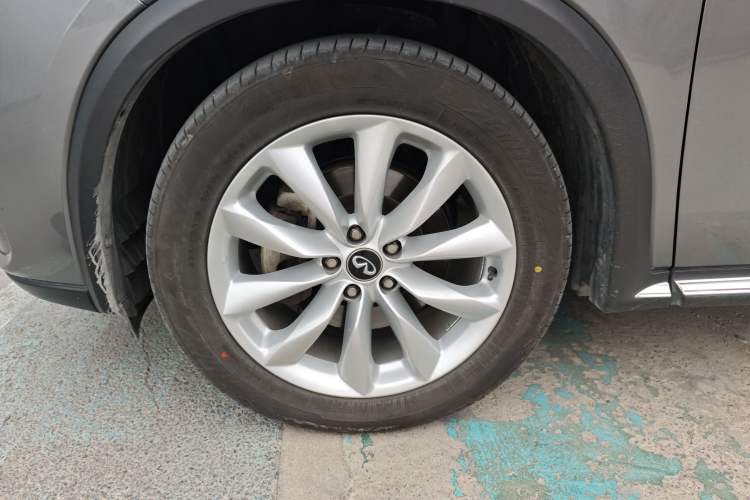 Used Infiniti QX50 2018 2.0T Two-Wheel-Drive Elite Edition