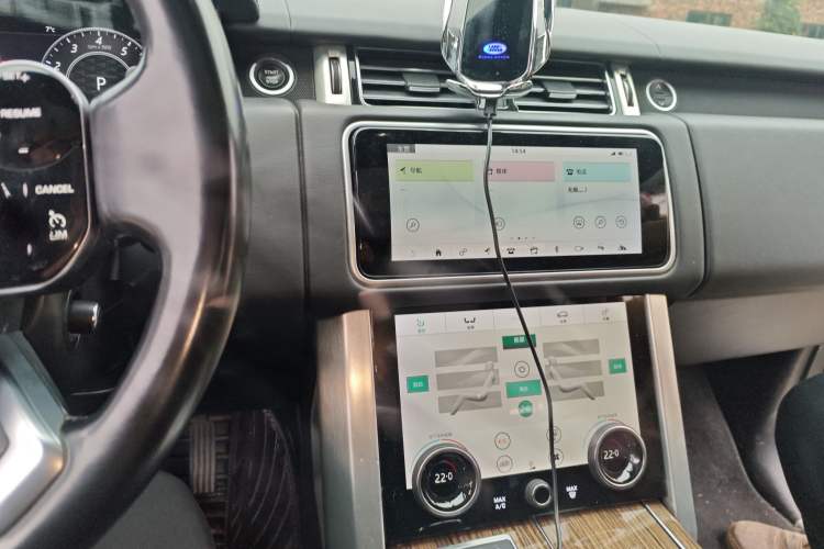 Used Land Rover Range 2019 3.0 SC V6 Grand Edition Audio And AC Panel