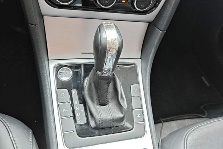 Used Volkswagen Passat 2014 2.0 TSI DSG Prestige Edition
