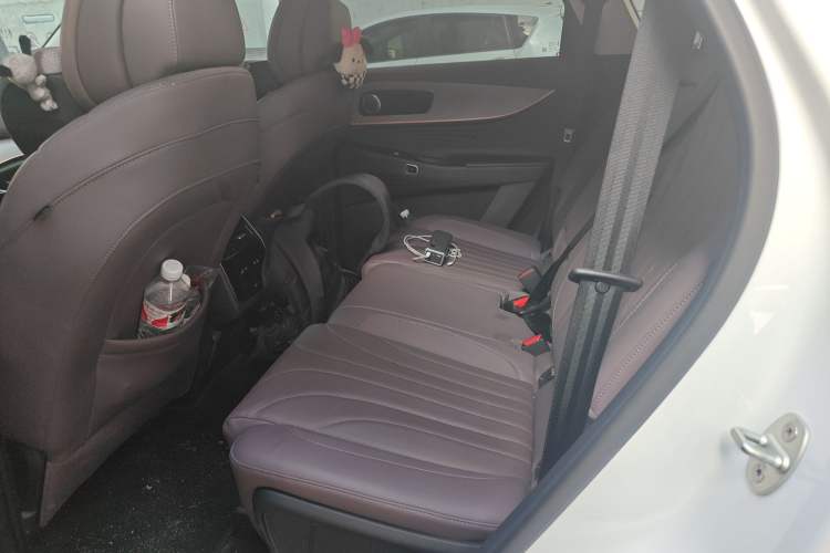 Used Chery Tiggo 9 C-DM 2025 1.5T 106KM Ultra-Comfort Edition 5 Seats Lithium-NMC
