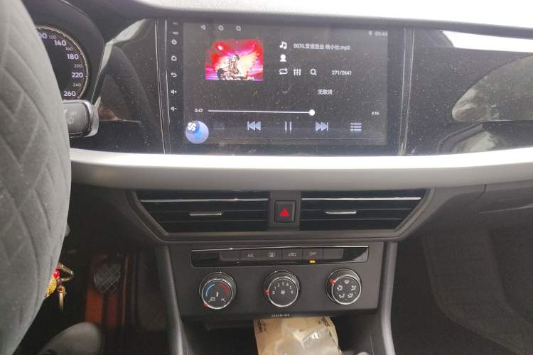 Used Volkswagen Lavida 2019 1.5L Manual Comfort Edition China VI Standard
