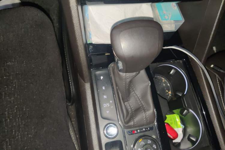 Used Volkswagen Teramont 2017 380TSI Four-Wheel Drive Luxury Edition Gear Lever