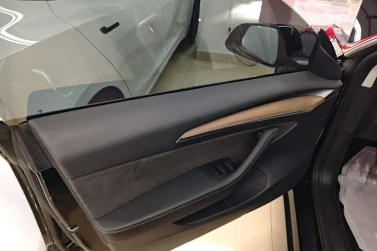 Used Tesla Model 3 2021 Performance High-Performance All-Wheel-Drive Version 3D6