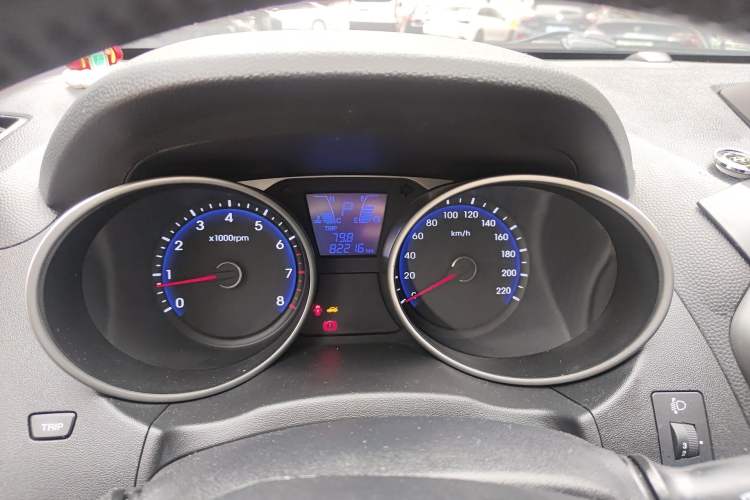 Used Hyundai ix35 2015 2.0L Automatic 2WD Smart Version China V Standard Instrument Cluster