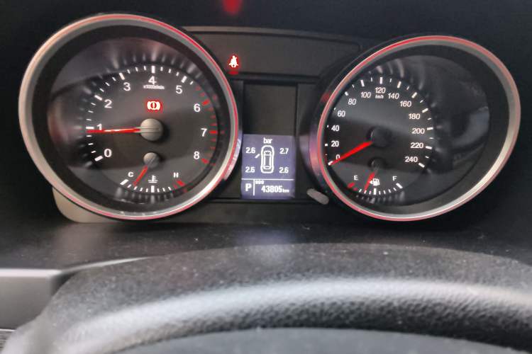 Used Haval H6 2015 Sport Edition 1.5T Automatic Two-Wheel Drive Luxury Model