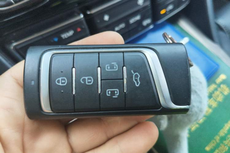 Used GAC Trumpchi M8 2020 390T Deluxe Edition