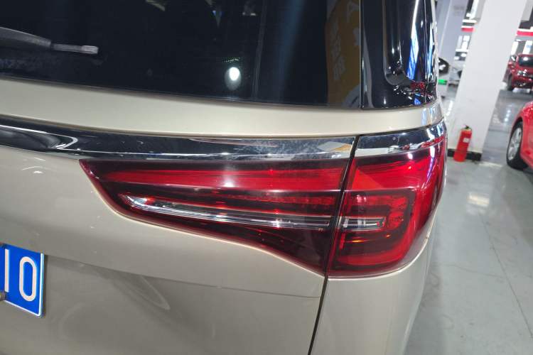 Used Buick GL8 2020 ES Land Cruiser 653T Luxury Model Right Rear Taillight