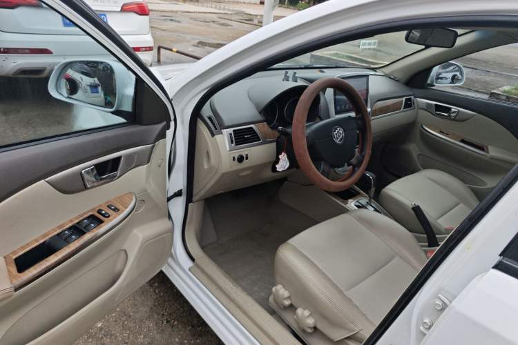 Used Buick Excelle 2015 1.5L Automatic Classic Model Driver Seat