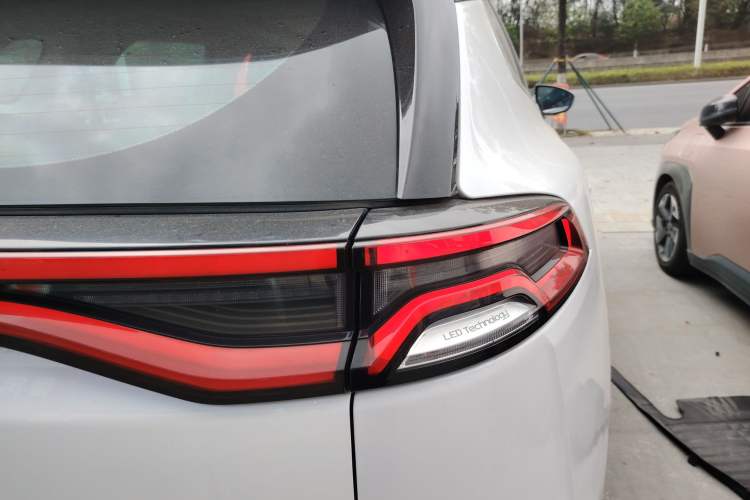 Used BYD Tang 2019 2.0T Automatic SmartConnect Prestige 7-Seater China VI Standard