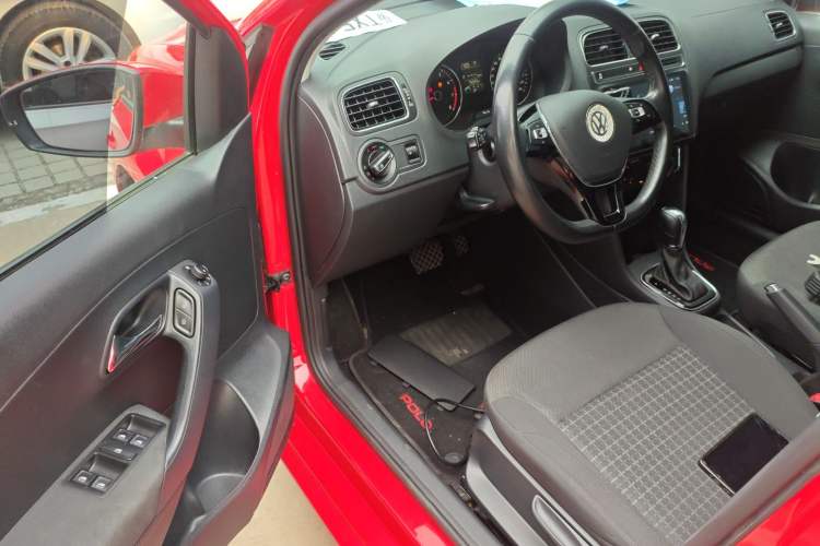 Used Volkswagen Polo 2018 1.5L Automatic Enjoyment Model
