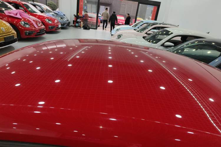 Used Volkswagen Beetle 2015 180TSI model
