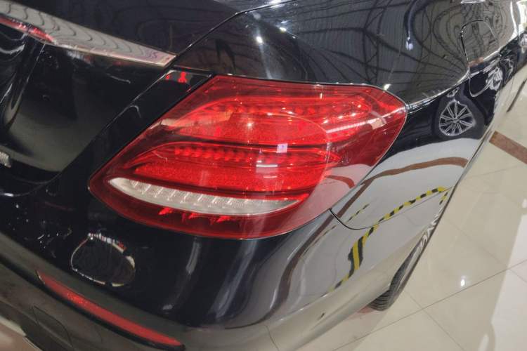 Used Mercedes-Benz E-Class 2018 E 200 L Sport Edition
