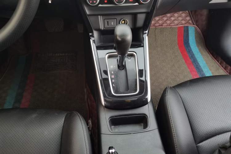 Used Nissan Sylphy 2021 Classic 1.6XL CVT Luxury Edition Gear Lever