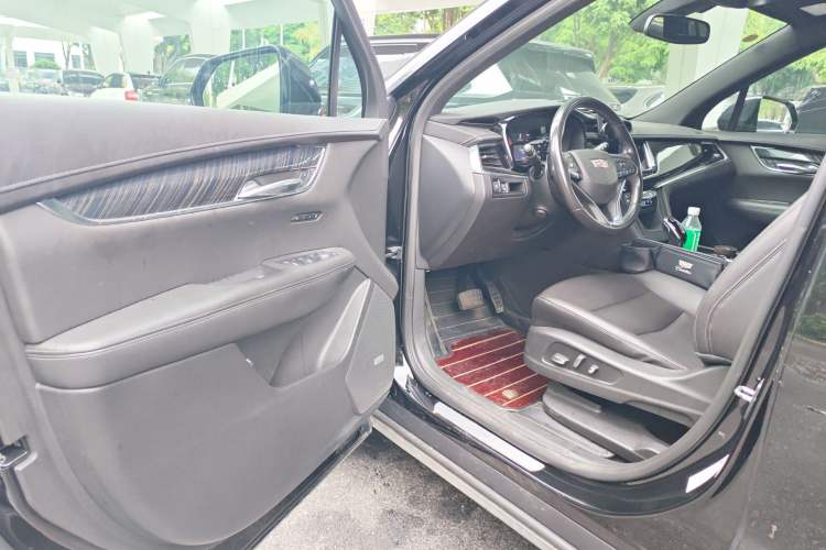 Used Cadillac XT6 2021 2.0T 6-Seater Two-Wheel Drive Luxury Version Driver Seat