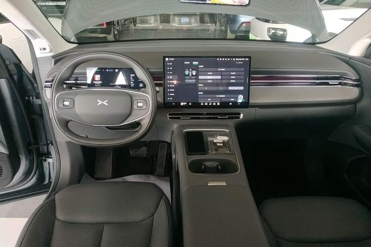 Used XPeng G6 2025 625 Long-Range Max Flagship Edition