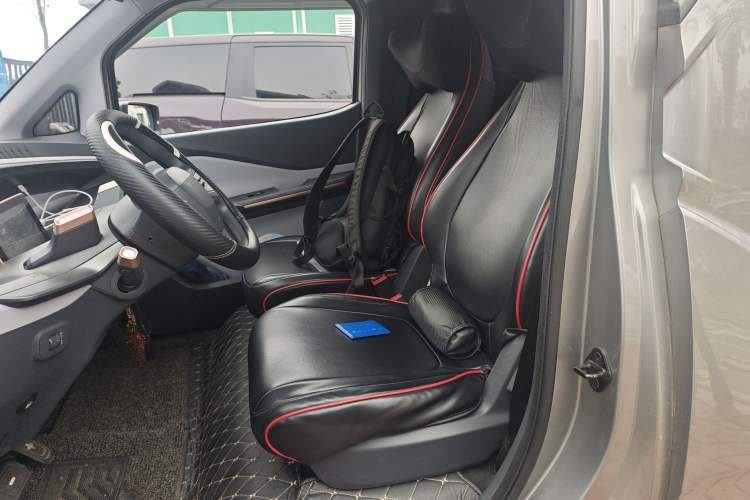 Used Baojun E200 2019 250KM Smart Drive Edition
