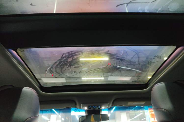 Used Toyota Camry 2018 2.5G Luxury Edition Headliner