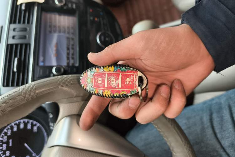 Used Nissan Tiida 2011 1.6L CVT Smart Version Vehicle Key