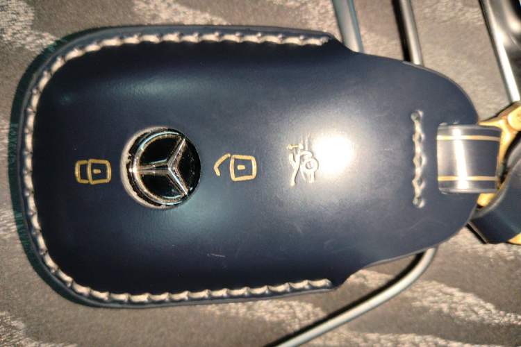 Used Mercedes-Benz E-Class New Energy 2022 Restyled E 350 e L Plug-in Hybrid Sedan Interior 1