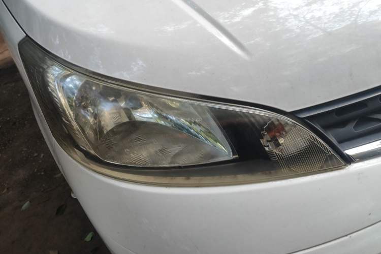 Used Nissan NV200 2013 1.6L Luxury Model China IV Standard Right Front Headlight