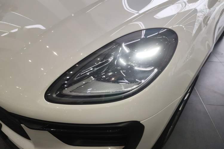 Used Porsche Macan 2022 Macan 2.0T