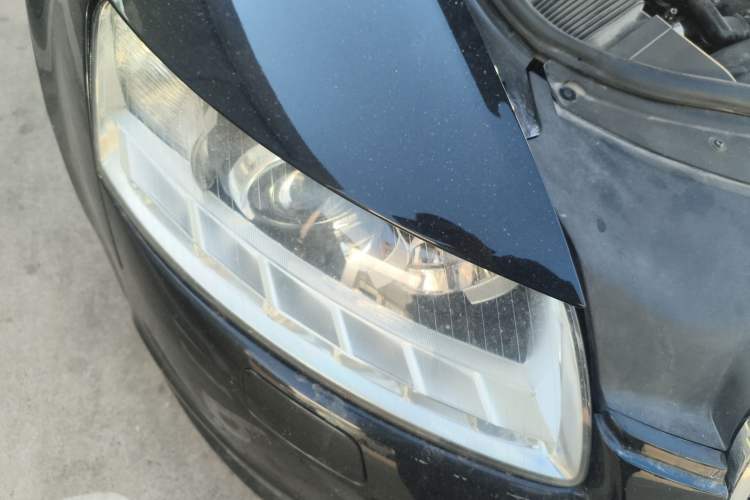 Used Audi A6L 2010 2.0 TFSI Automatic Standard Edition Right Front Headlight