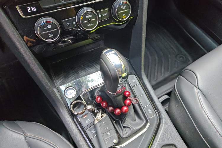 Used Volkswagen Tharu 2020 280TSI Two-Wheel Drive Comfort Edition China VI Standard
