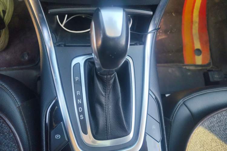 Used Ford Edge 2018 EcoBoost 245 Two-Wheel-Drive Titanium 7-Seater China VI Standard
