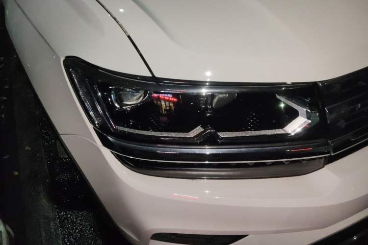 Used Volkswagen Tharu 2022 280TSI Two-Wheel-Drive Luxury Edition