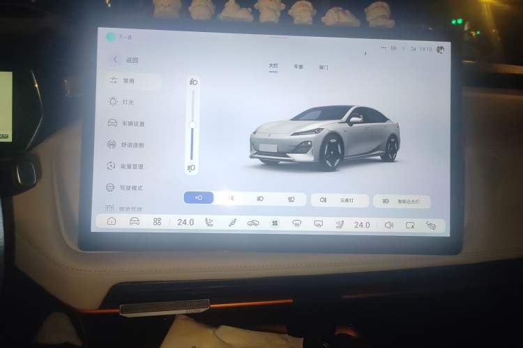 Used Deepal SL03 2024 135Plus Glory Edition Audio And AC Panel