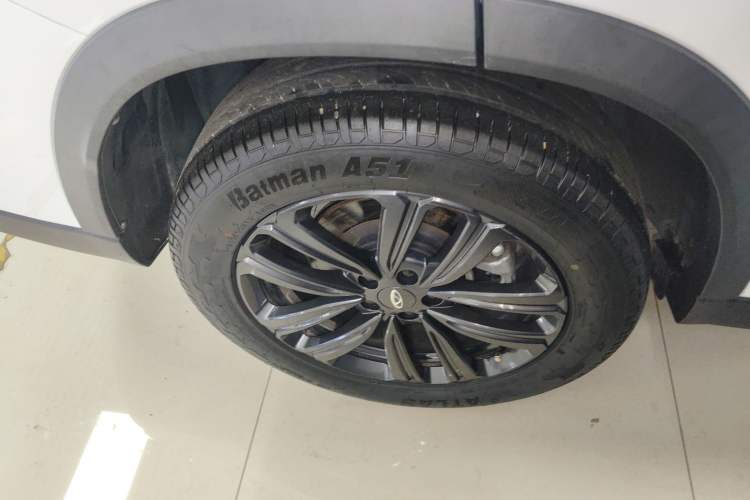 Used Chery Tiggo 8 2022 1.5 TCI Automatic Prestige Edition 5-Seater Right Rear Wheel Hub