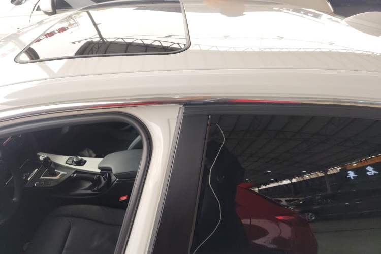 Used BMW 3 Series 2014 320Li Fashion Model
