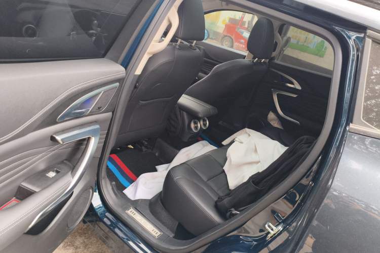 Used Wey VV7 2019 Upgraded Model 2.0T Flagship Version China VI