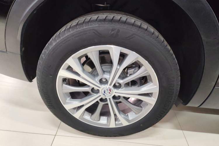 Used Buick Envision 2021 Encore Plus 652T Five-Seat Luxury Model
