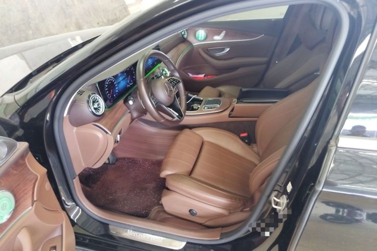 Used Mercedes-Benz E-Class 2023 Facelift E 260 L