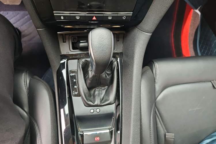 Used DS 6 2018 30THP Prestige Edition