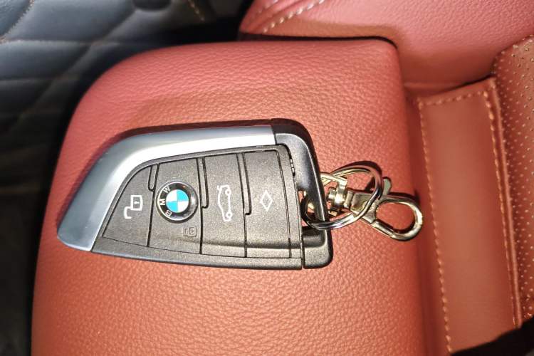 Used BMW i3 2022 eDrive 35 L
