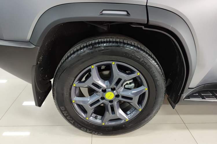 Used JETOUR Traveler 2023 2.0T All-Wheel-Drive CrossPRO
