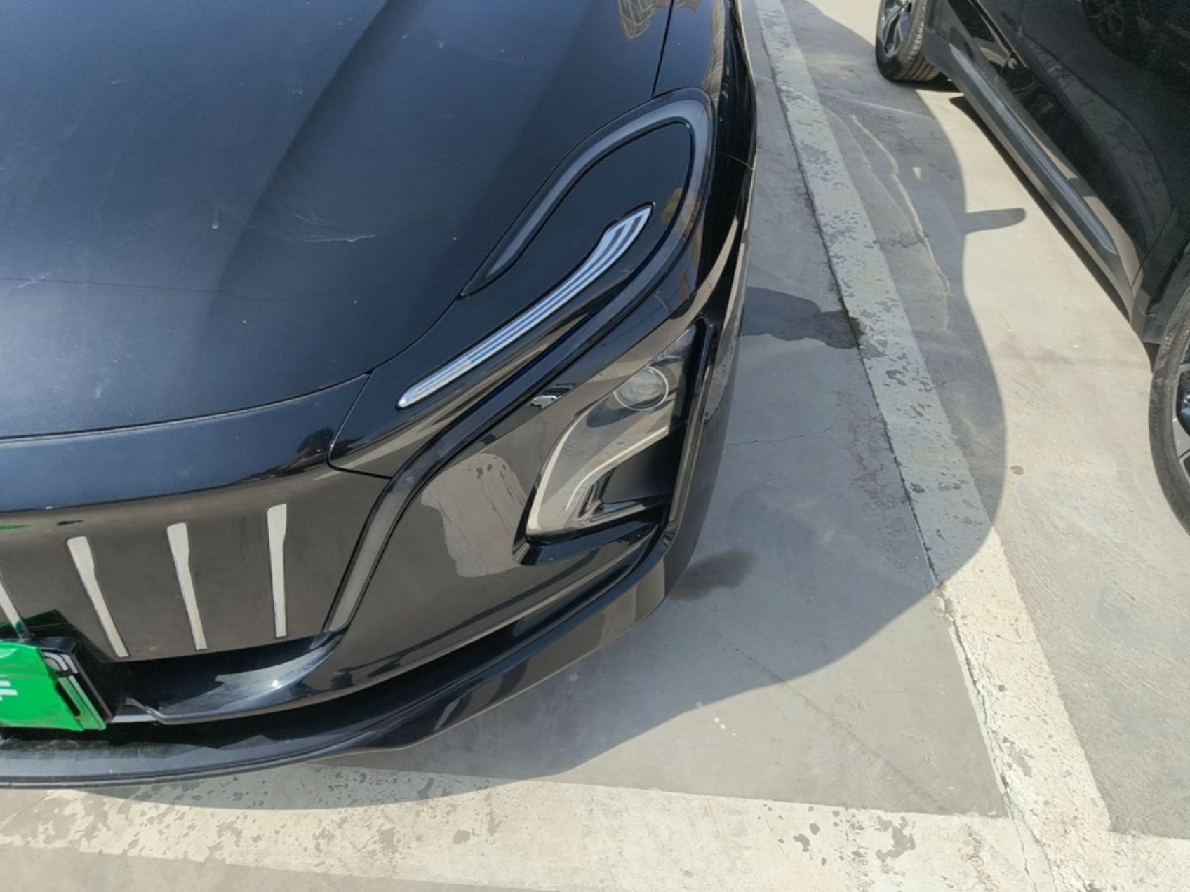 Hongqi E-QM5 2023 Revised Version Basic Travel Edition — снимка 8
