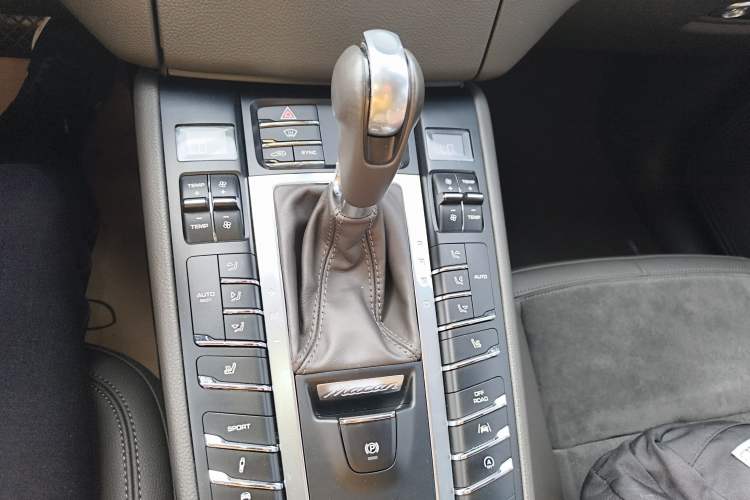 Used Porsche Macan 2017 Macan 2.0T